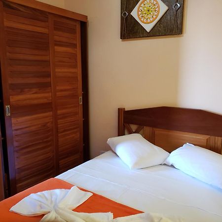 Hospedaria Vitoria Mar Ubatuba Bagian luar foto