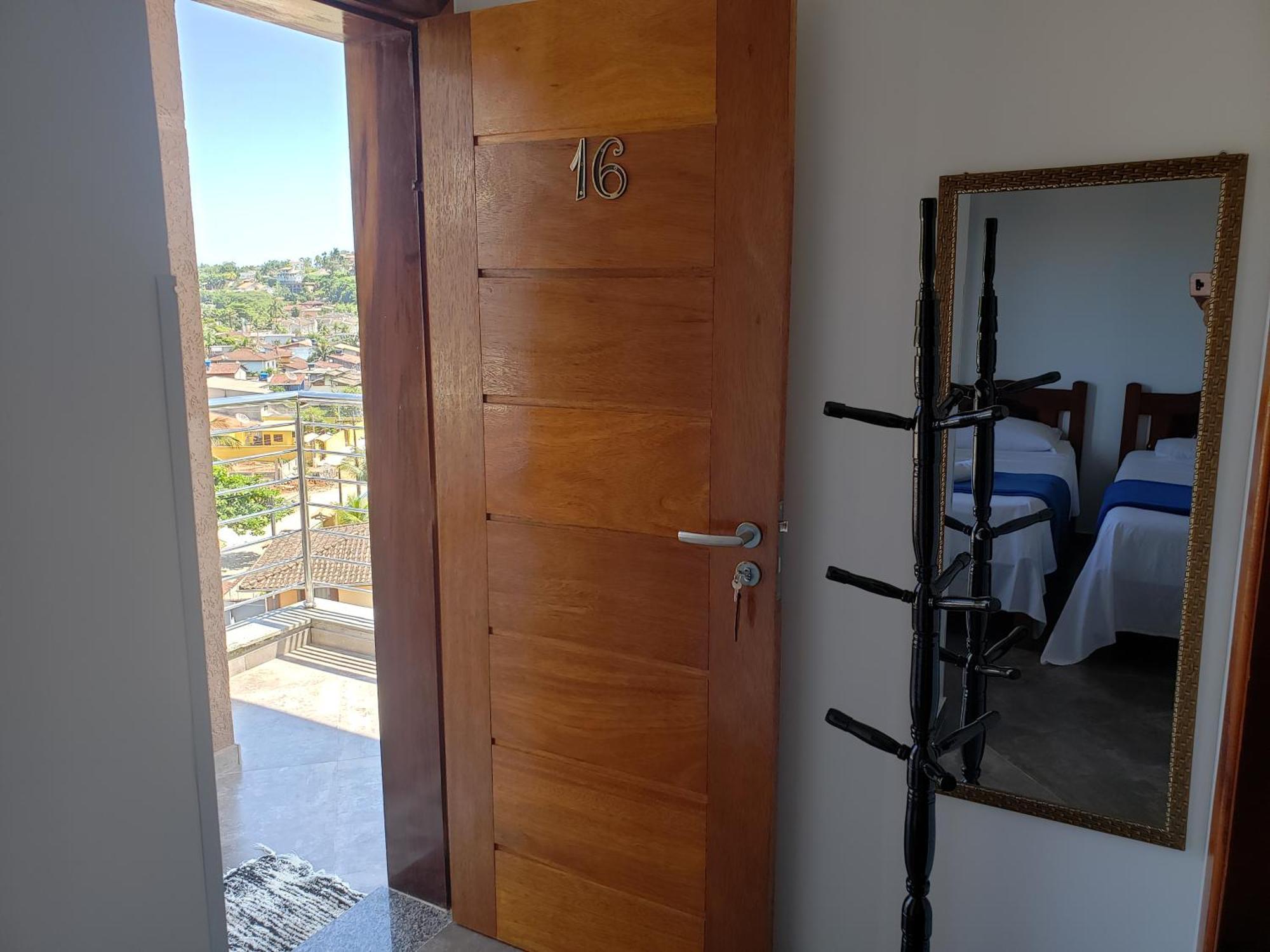 Hospedaria Vitoria Mar Ubatuba Bagian luar foto