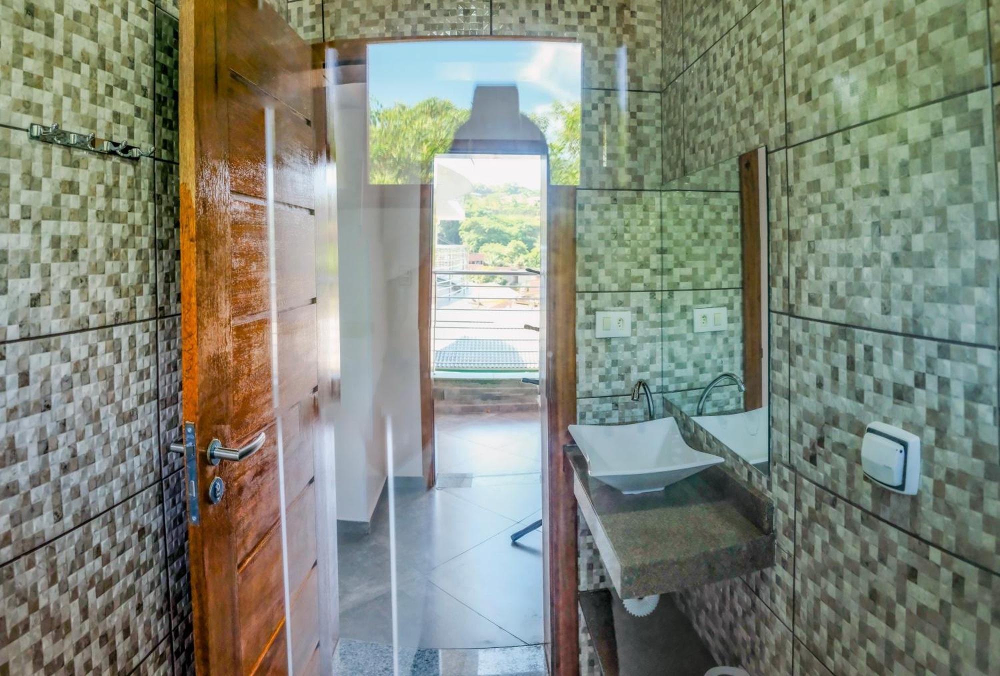 Hospedaria Vitoria Mar Ubatuba Bagian luar foto