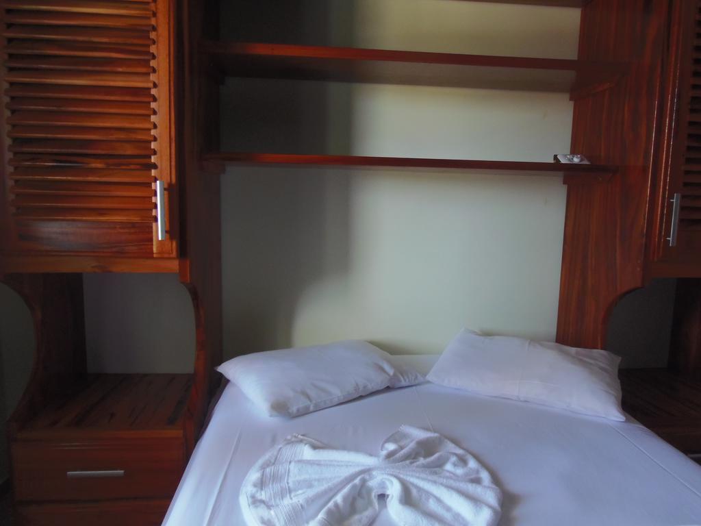 Hospedaria Vitoria Mar Ubatuba Bagian luar foto