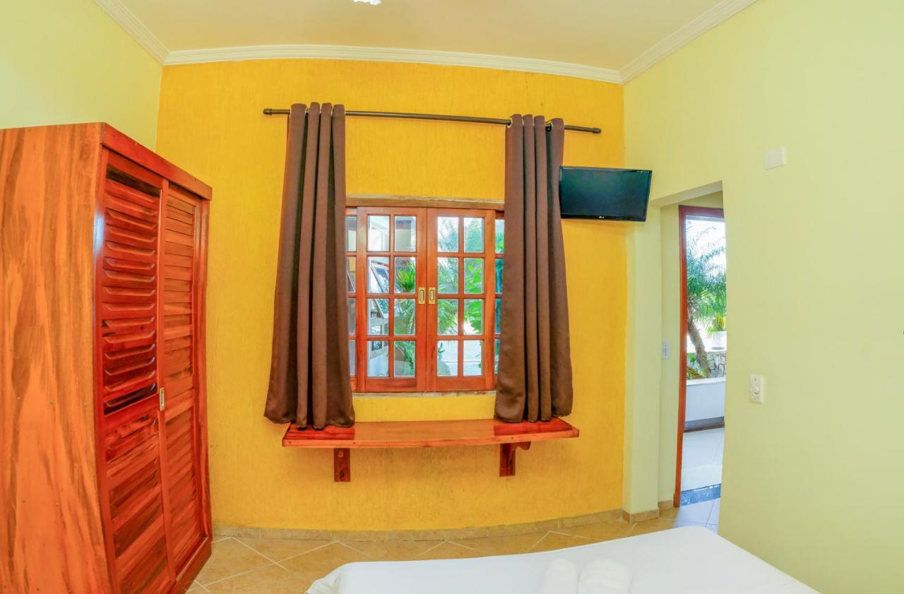 Hospedaria Vitoria Mar Ubatuba Bagian luar foto